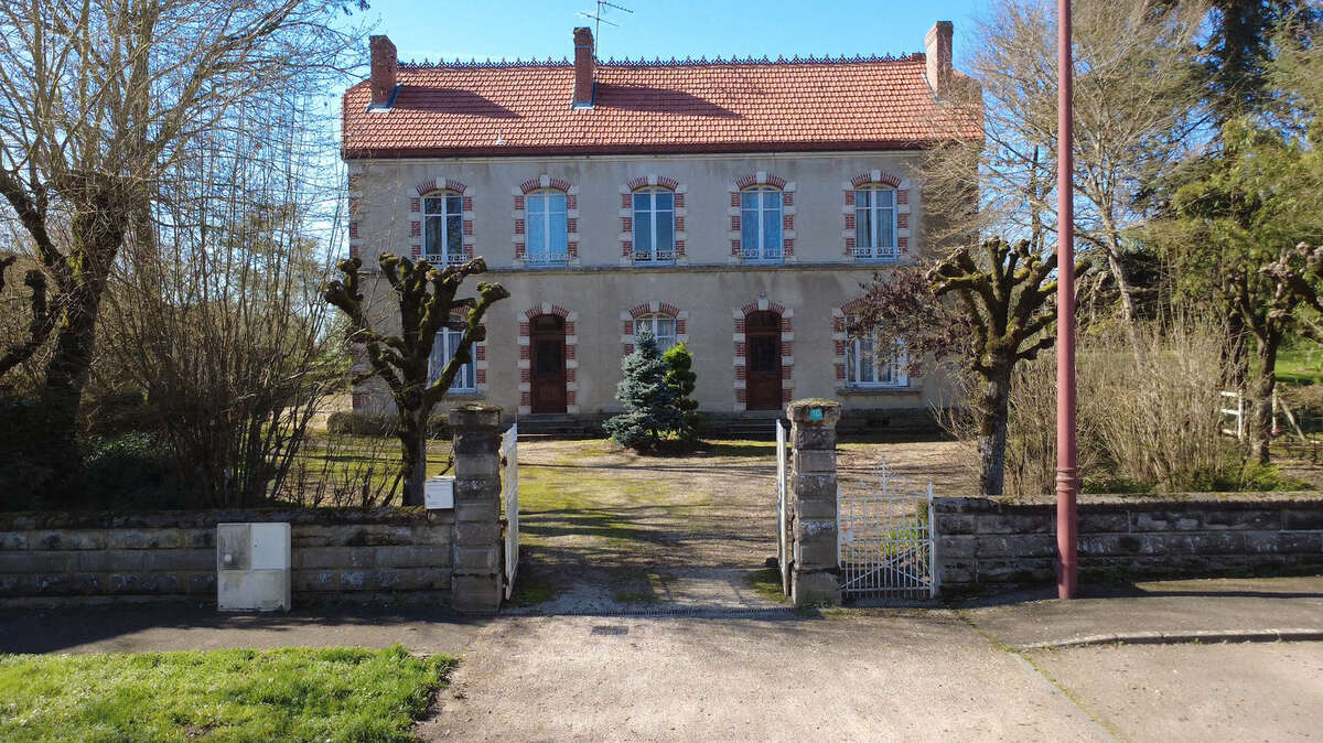 Maison à SANCERGUES