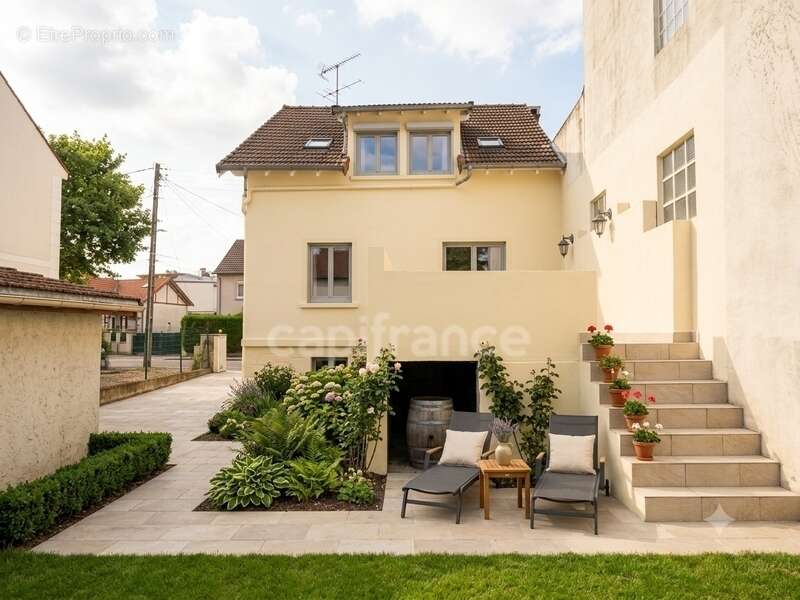 Maison à EAUBONNE