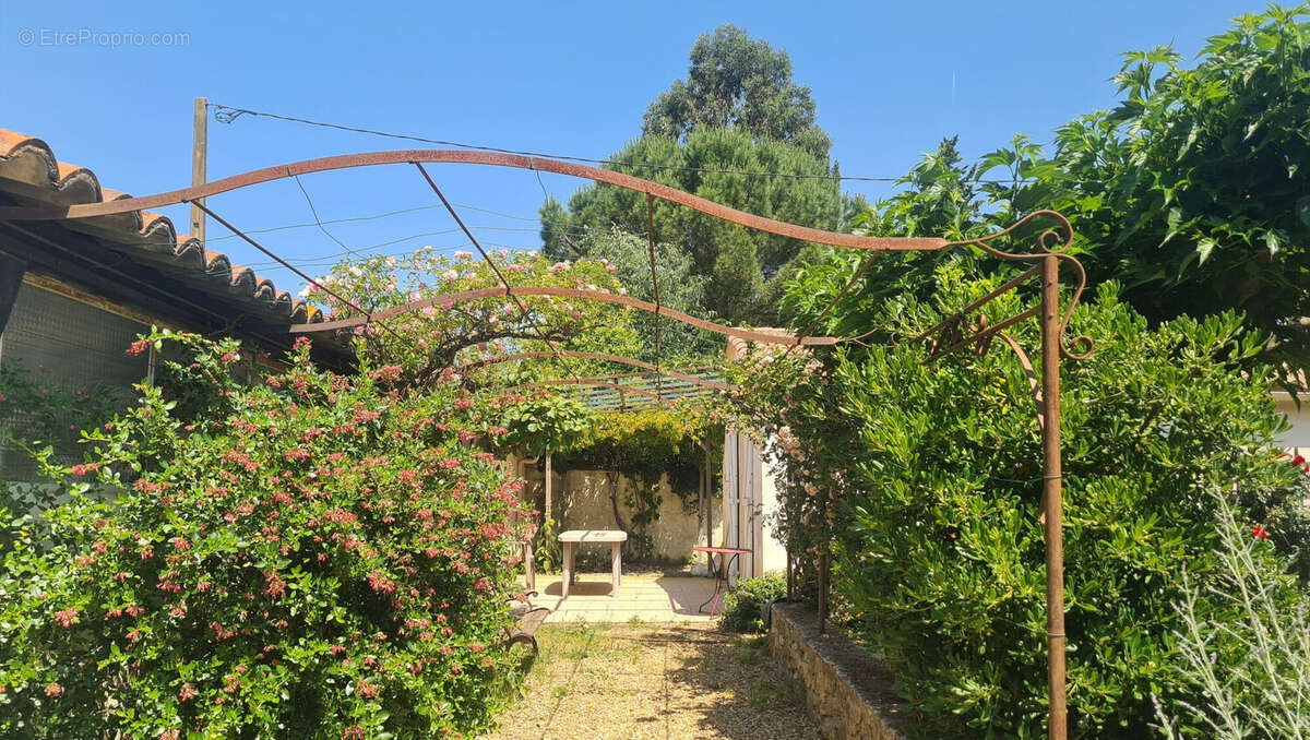 Maison 122 m² à Cessenon-Sur-Orb  - photo 5