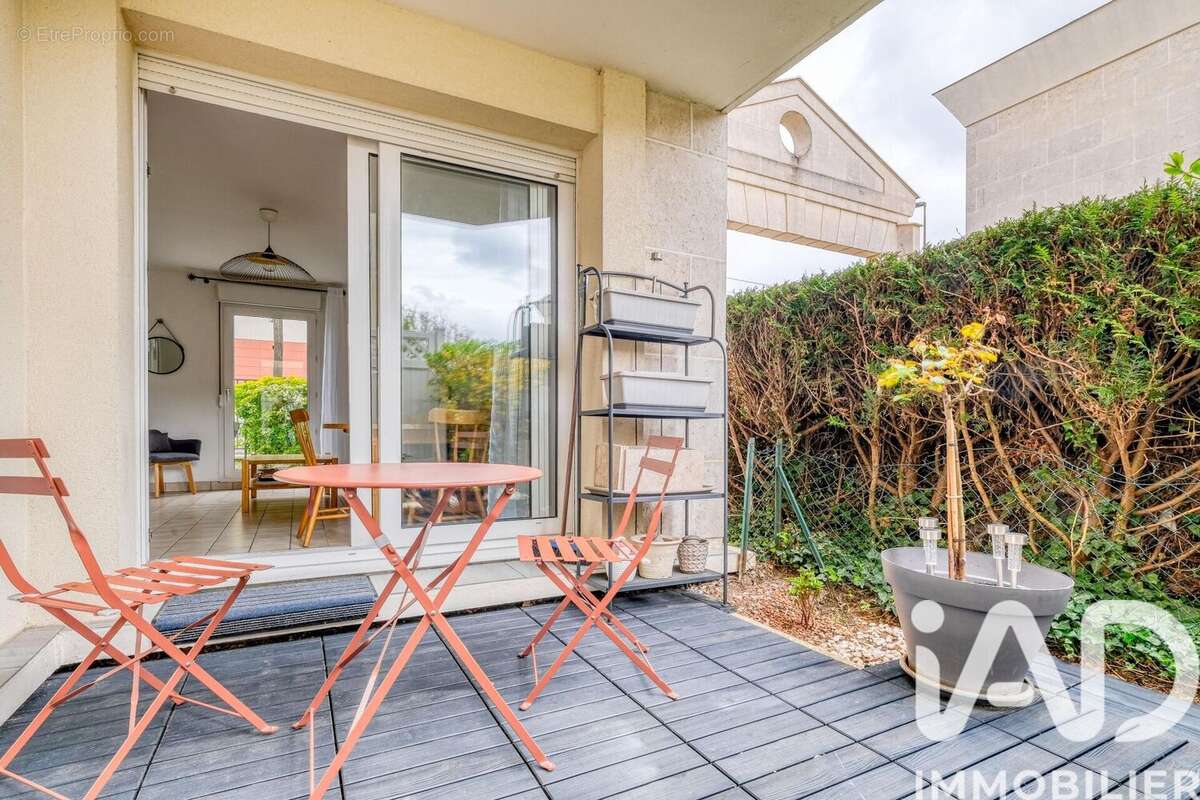 Photo 9 - Appartement à LIVRY-GARGAN