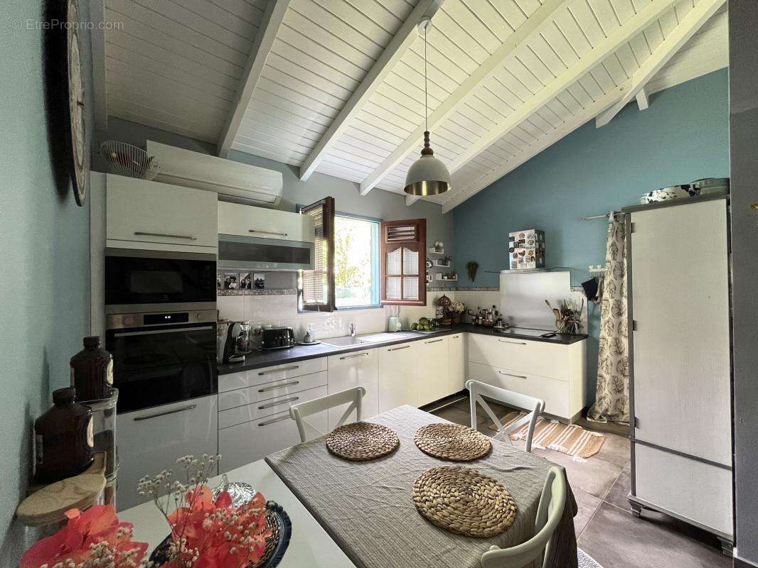 Maison à SAINTE-ANNE