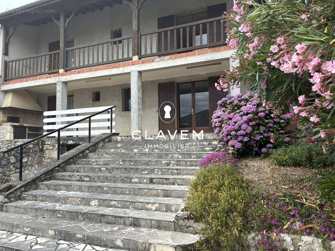 Maison à SAINTE-FOY-LA-GRANDE
