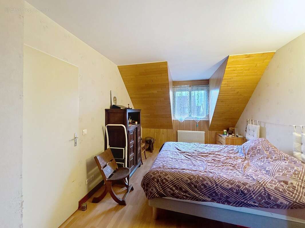 Chambe parentale. - Maison à TOUSSUS-LE-NOBLE