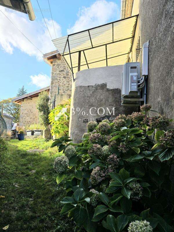Maison à PLATS