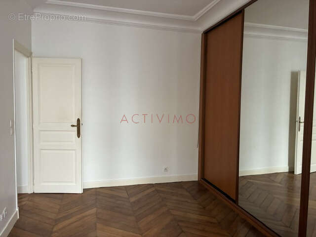 Appartement à PARIS-9E