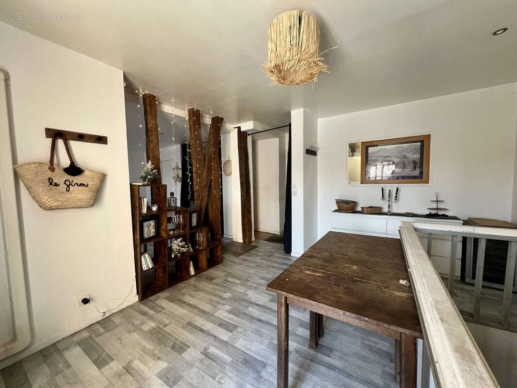 Photo 8 - Commerce à VERFEIL