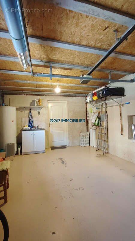 Maison à BRUGUIERES