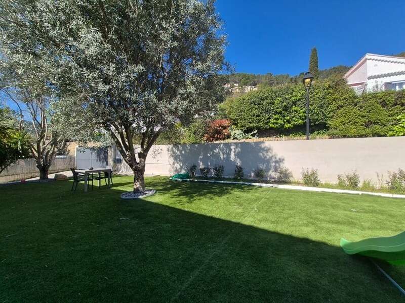 Maison à SOLLIES-TOUCAS