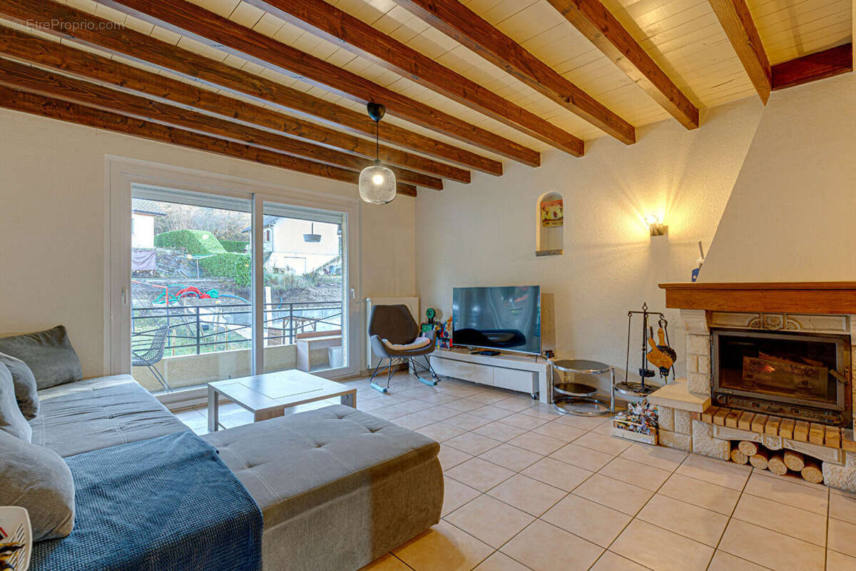 Maison à BRENTHONNE
