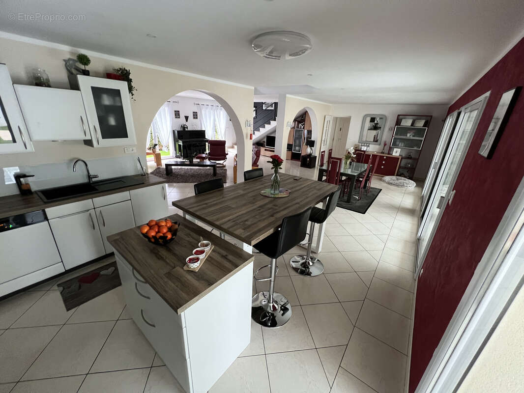 Maison à MESNAC