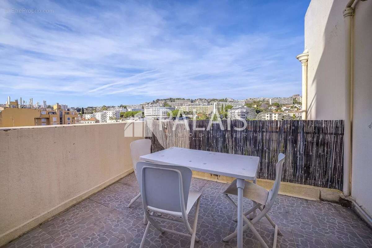 Appartement à NICE