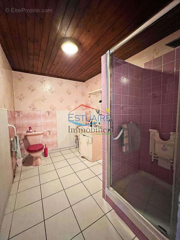 Maison 153 m² à Besne  - photo 7