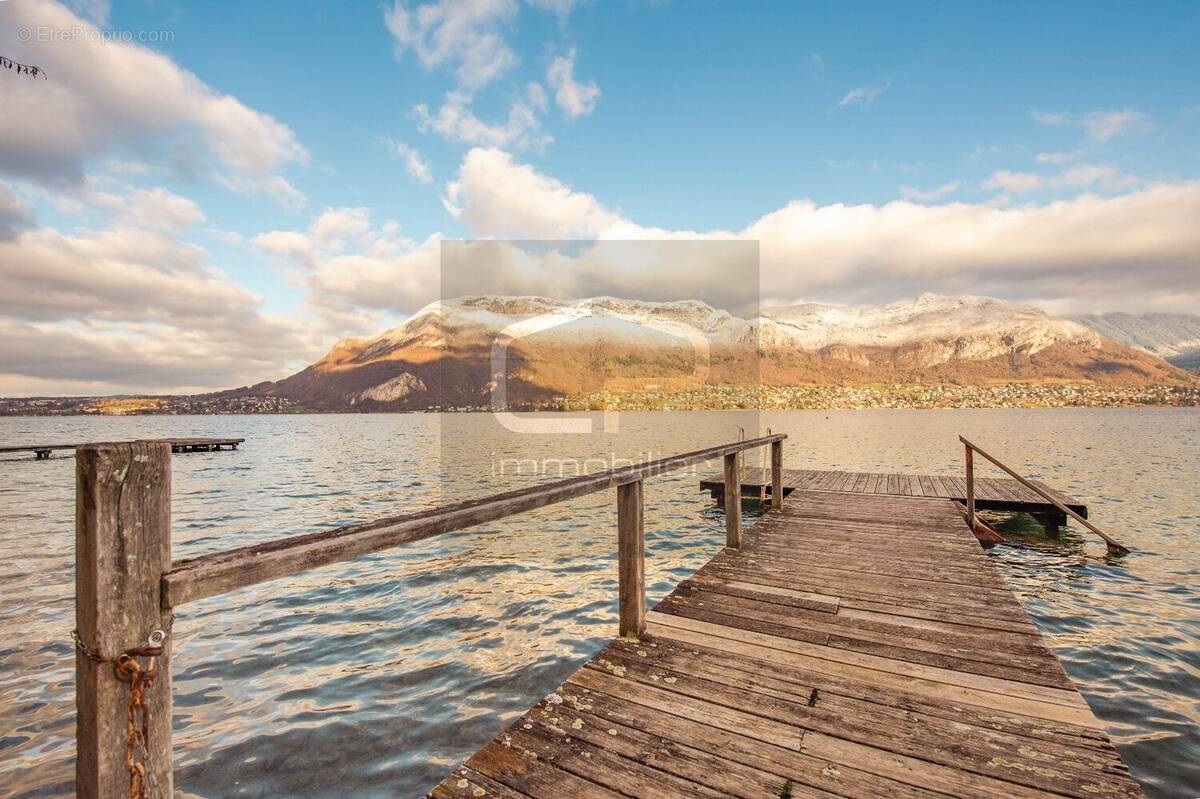 Appartement à SEVRIER