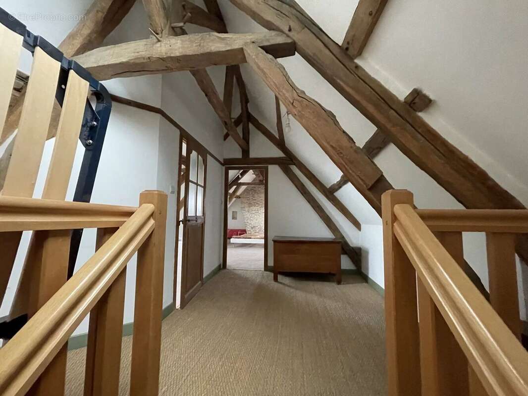 Maison à BRUYERES-ET-MONTBERAULT