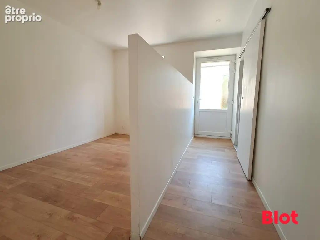 Appartement 2 pièces 44 m² à vendre à Plerguer (35540) - photo 3