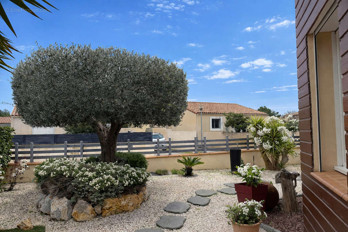 Maison à LEZIGNAN-CORBIERES