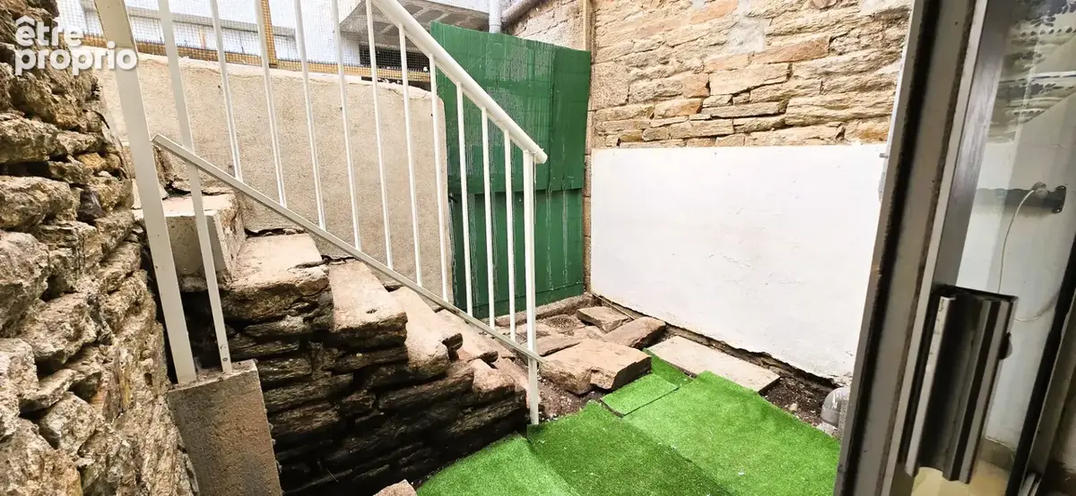 Appartement 2 pièces à rénover  - 51m² - Rue Jean Bart à 100 mètres de la plage, la rue piétonne et les commerces - photo 3