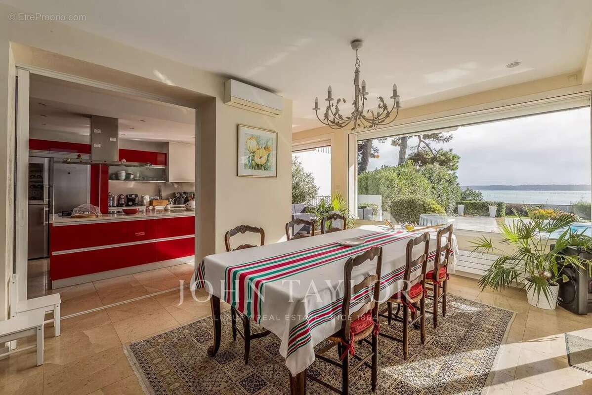 Maison à LEGE-CAP-FERRET