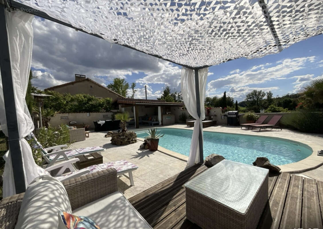 Maison à FESTALEMPS