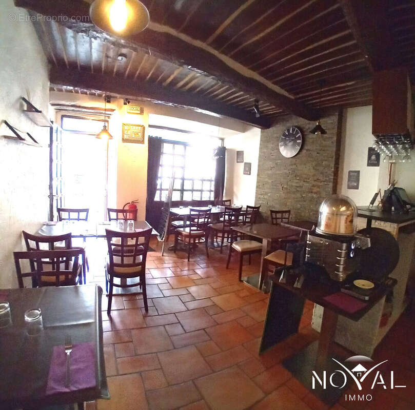 Autre à SAINT-CEZAIRE-SUR-SIAGNE