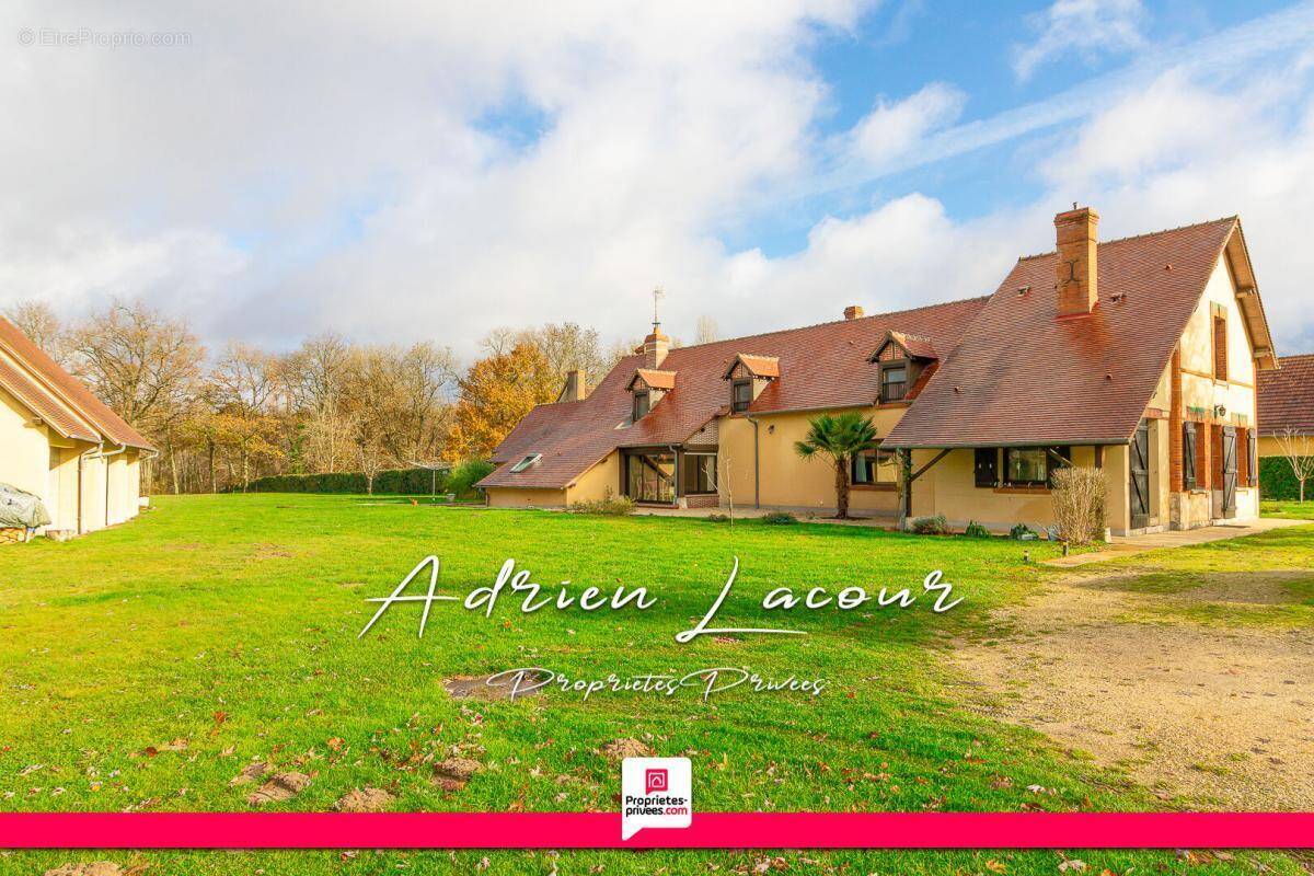 Maison à VILLEHERVIERS