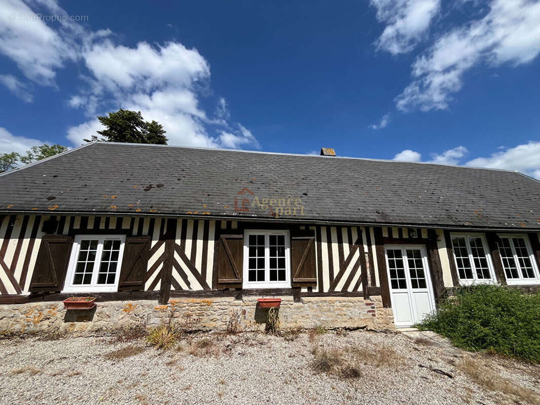 Maison à BEUVRON-EN-AUGE