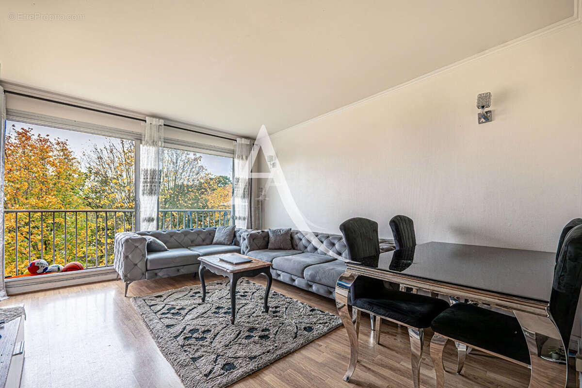 Appartement à LIMEIL-BREVANNES