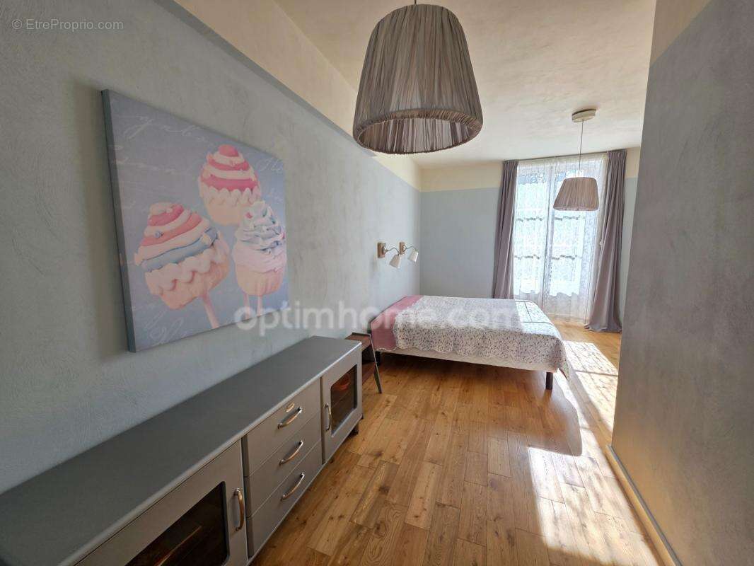 Gros potentiel pour cette tres belle propriete de 19ha avec chateau et batiment de + de 1200 m² - photo 20
