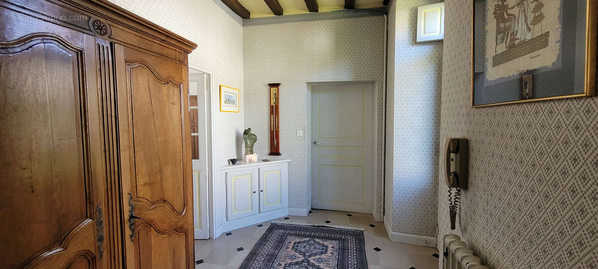 Maison à CHAMPIGNY-SUR-VEUDE