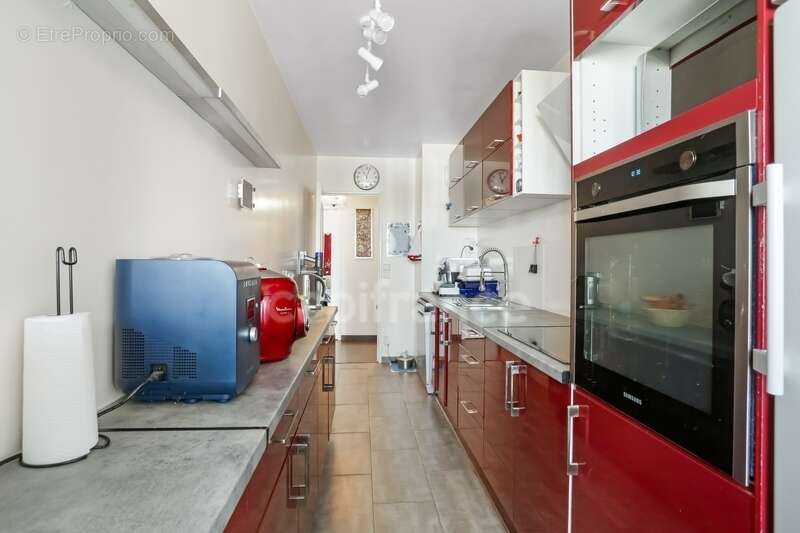 Appartement à GENNEVILLIERS