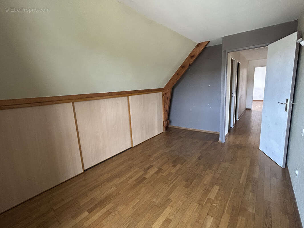 Propriété proche du centre Poix de Picardie - photo 12
