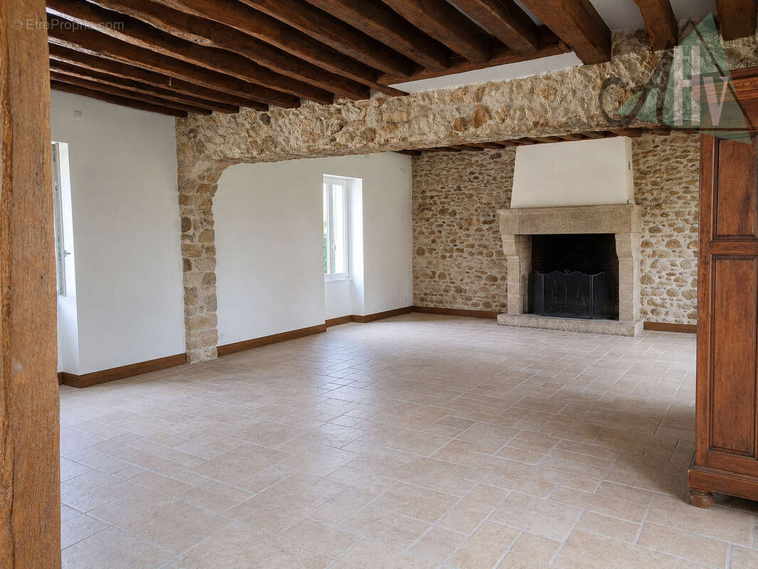 Maison à GRANDPUITS-BAILLY-CARROIS