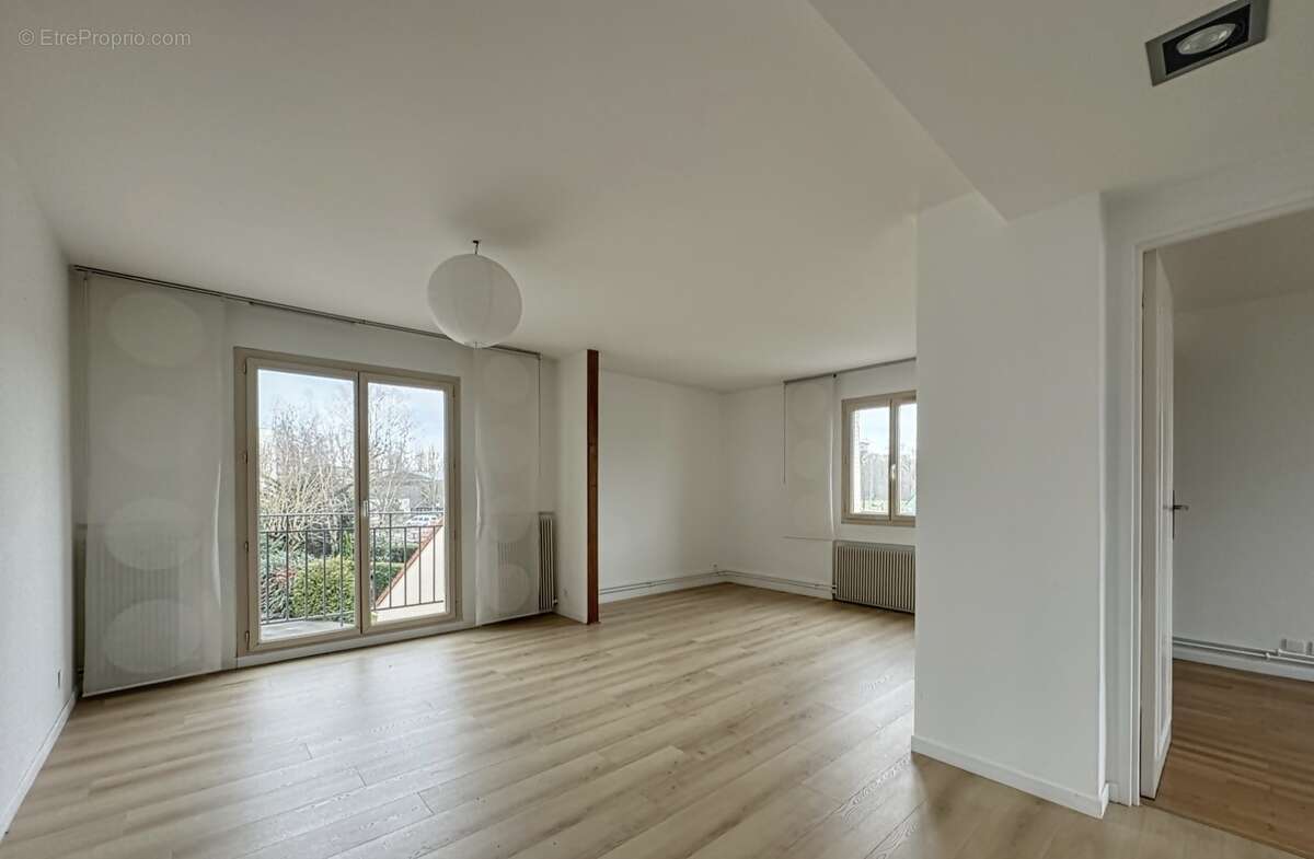 Appartement à VAUCRESSON