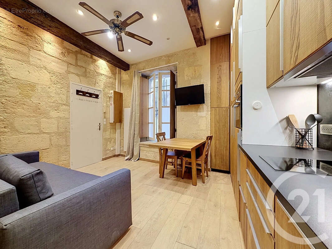 Appartement à BORDEAUX