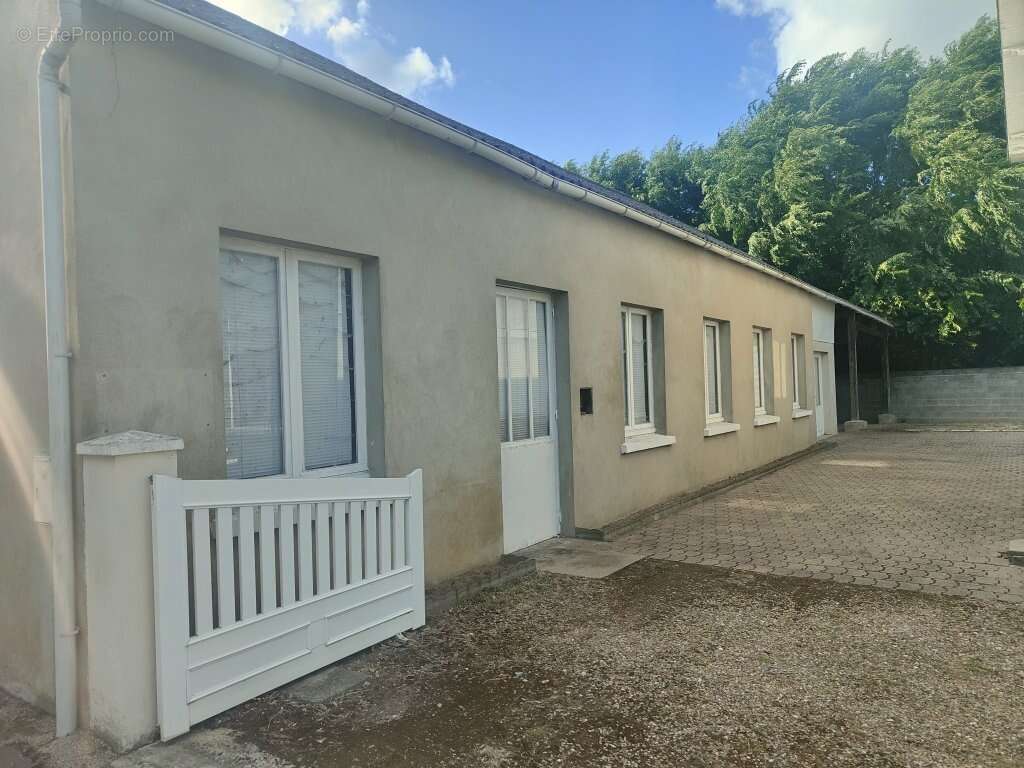 Maison à MORANNES