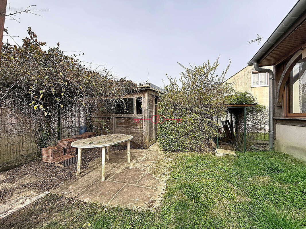 Maison à SAINTE-MENEHOULD