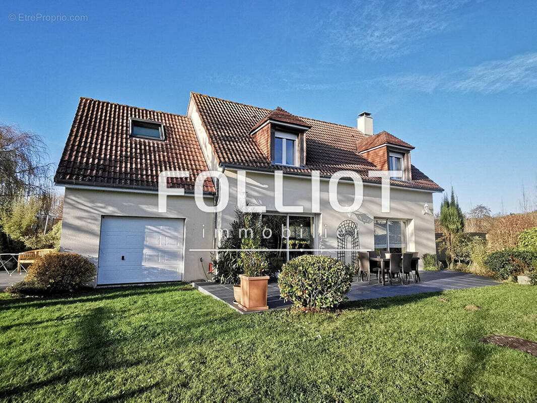 Maison à SAINT-PAIR-SUR-MER