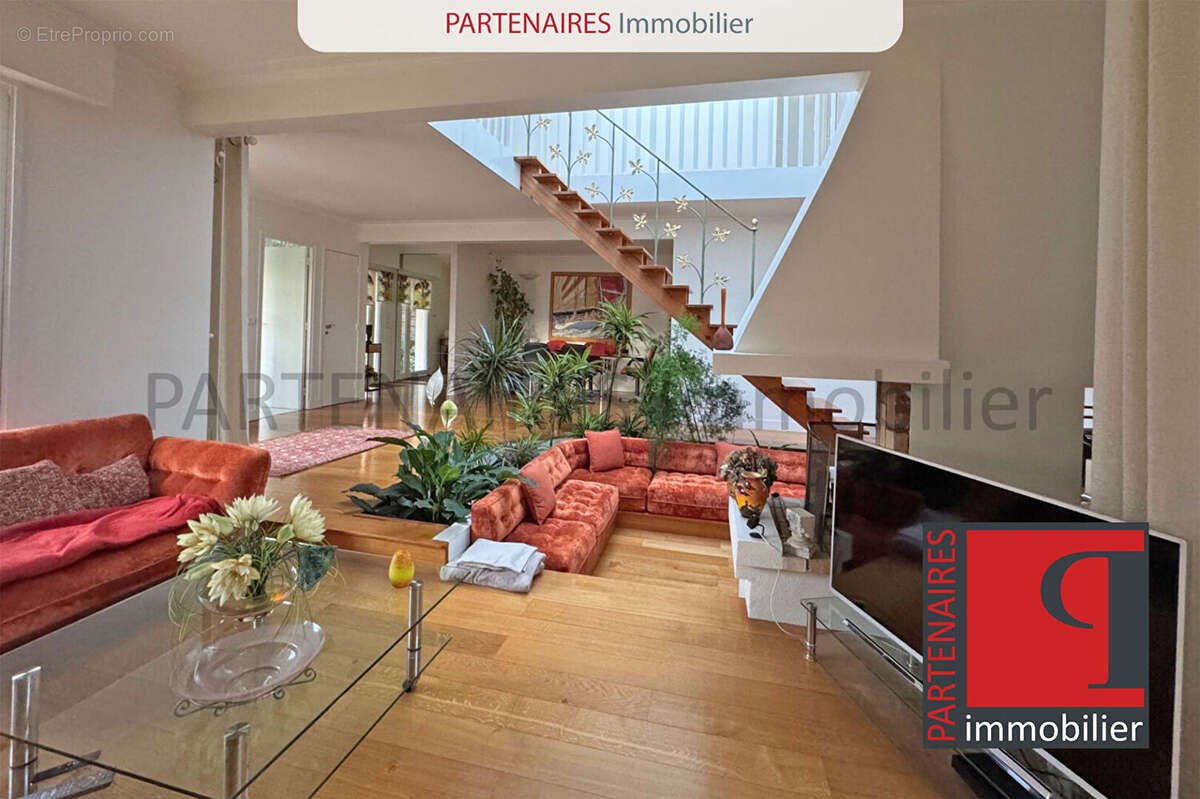 Maison à LE CHESNAY