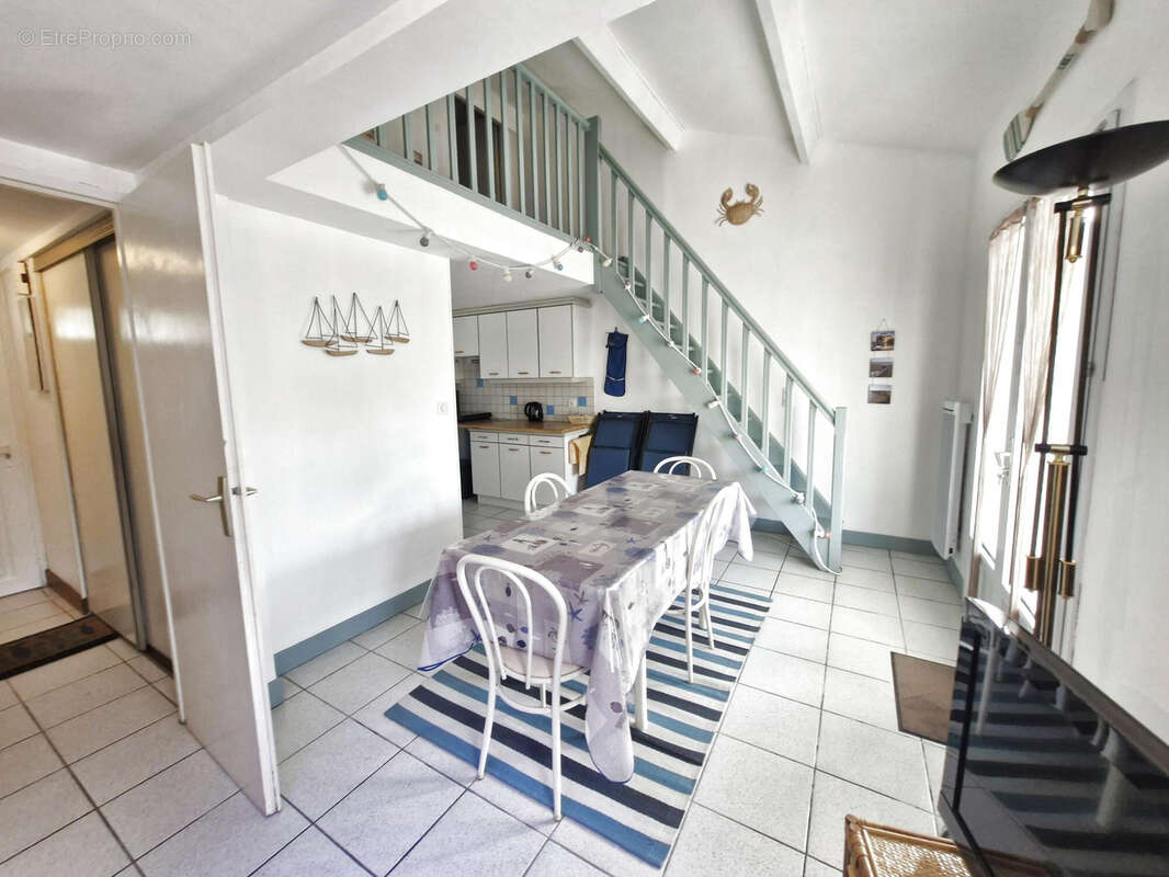 Appartement à MESCHERS-SUR-GIRONDE