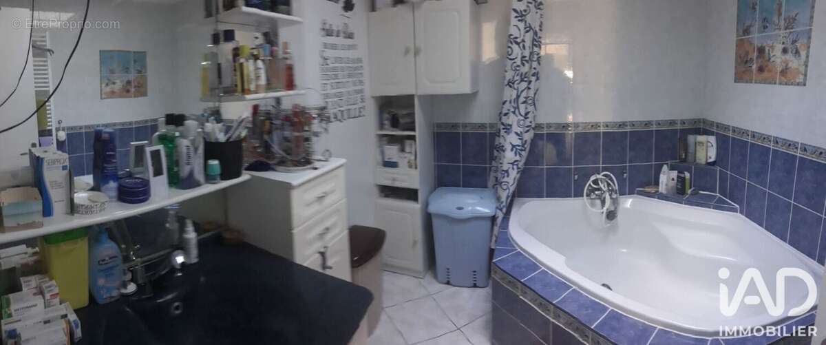 Maison 106 m² à Roubaix  - photo 9