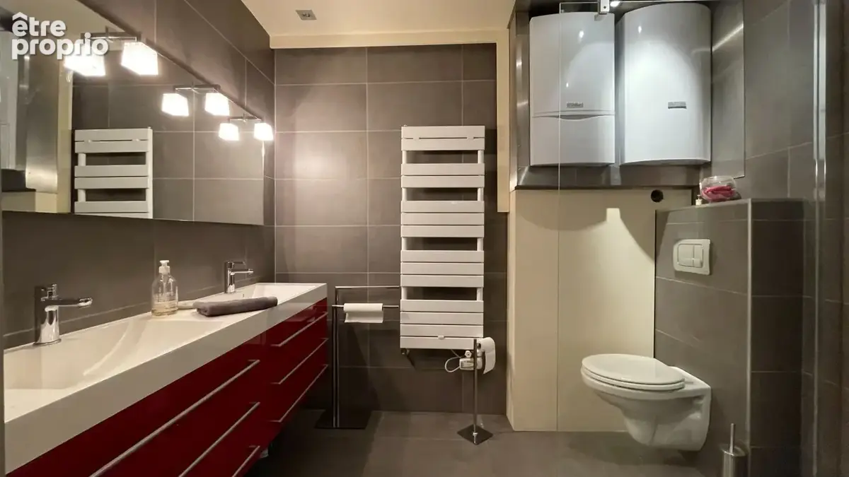 Appartement  - Bureaux Annecy Centre 171 m2 - photo 8