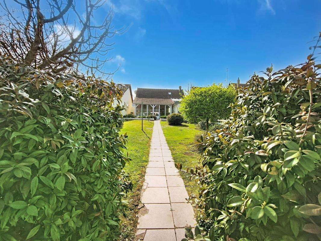 Maison à LE PETIT-QUEVILLY