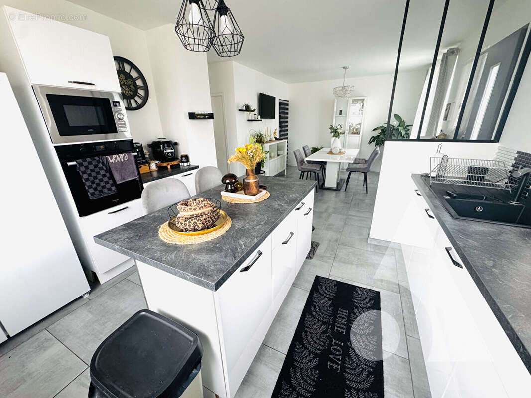 Maison à SAINT-ANDRE-LES-VERGERS