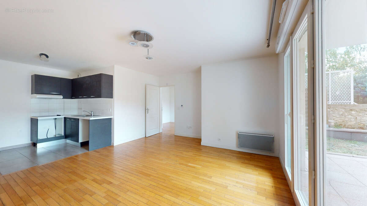 Appartement à LE PERREUX-SUR-MARNE
