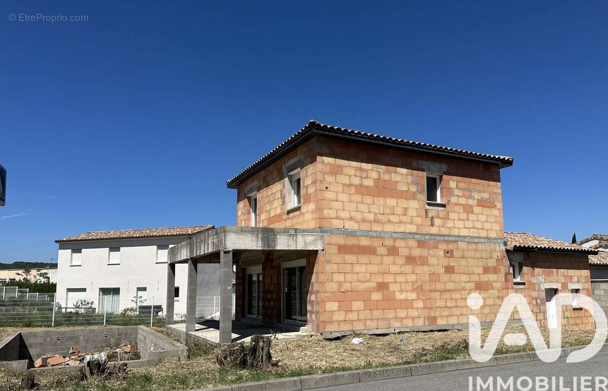 Photo 2 - Maison à DONZERE