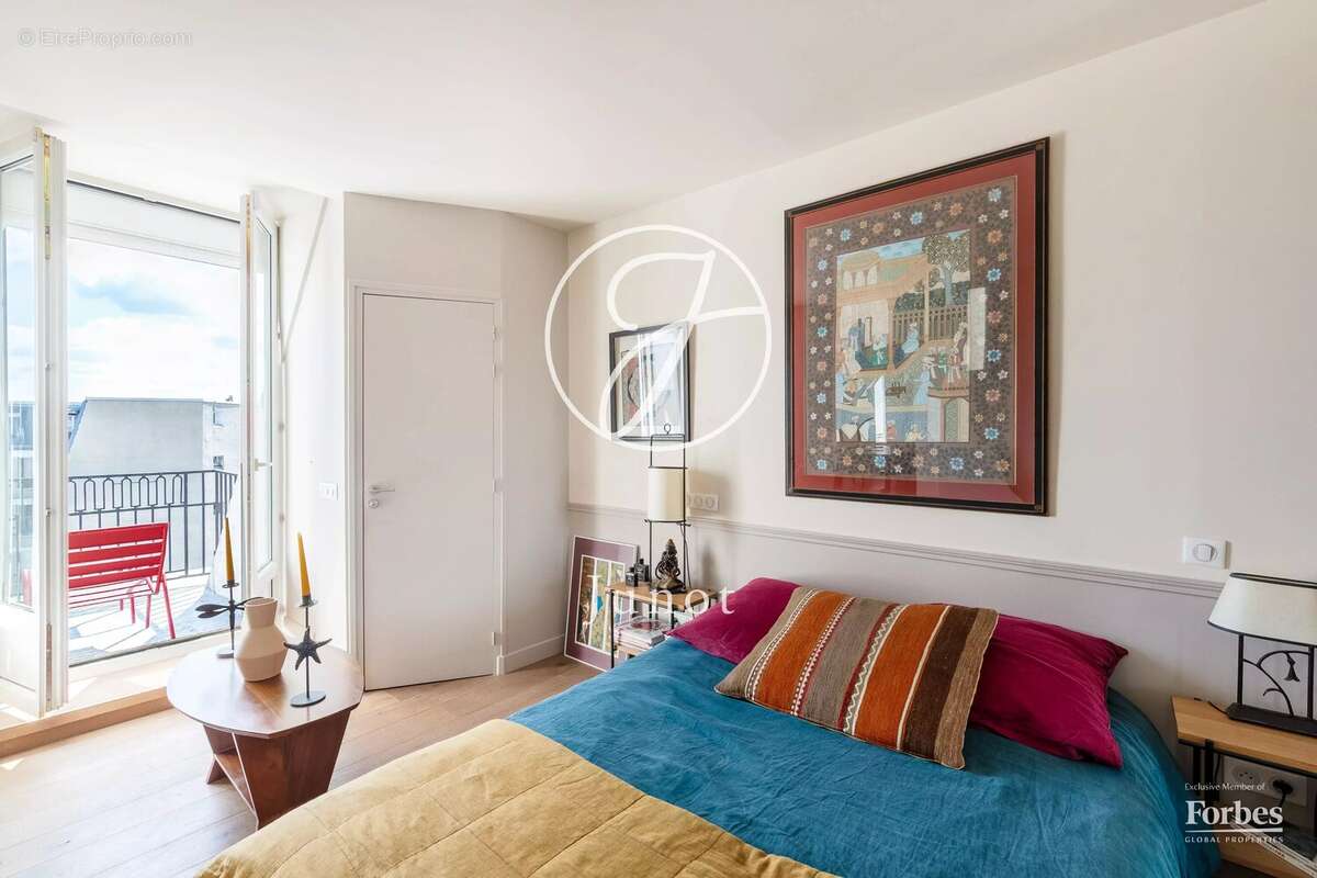 Paris 18e - MONTMARTRE / JARDINS DU SACRÉ-CŒUR -  Grand 2 pièces - 58,09m² Carrez - 60,25m² au sol - Terrasses - Vues dégagées - photo 17