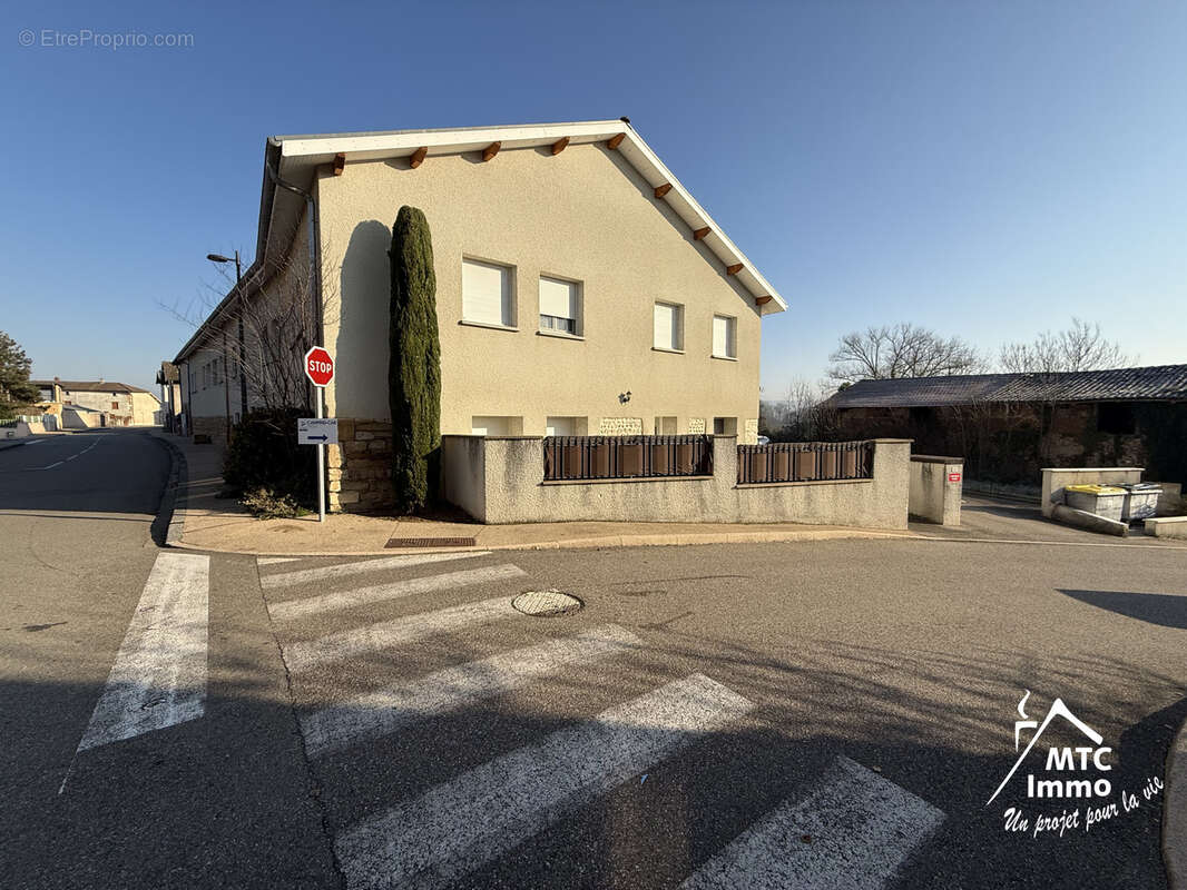 Appartement à SAINT-VULBAS