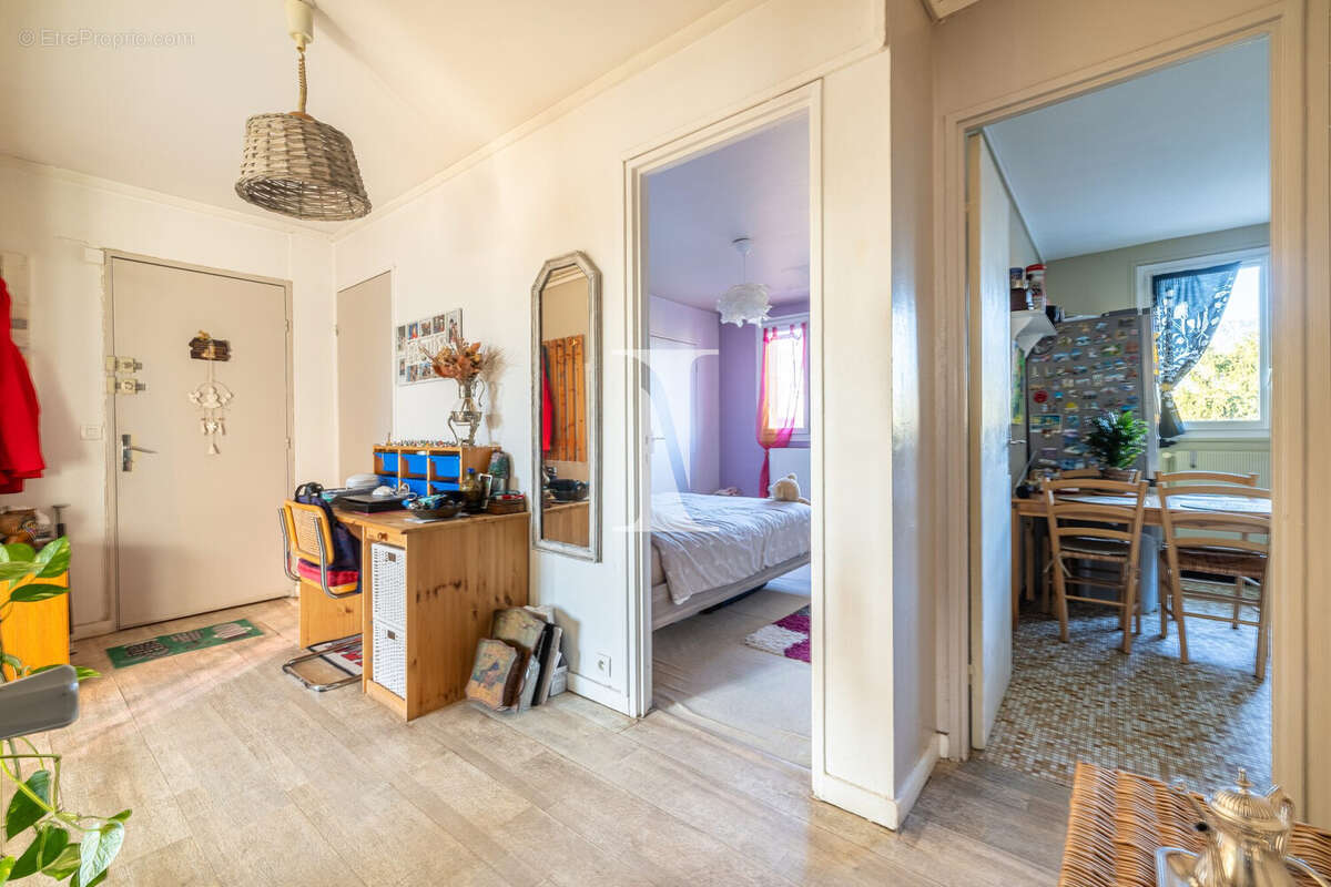 Appartement à L'HAY-LES-ROSES