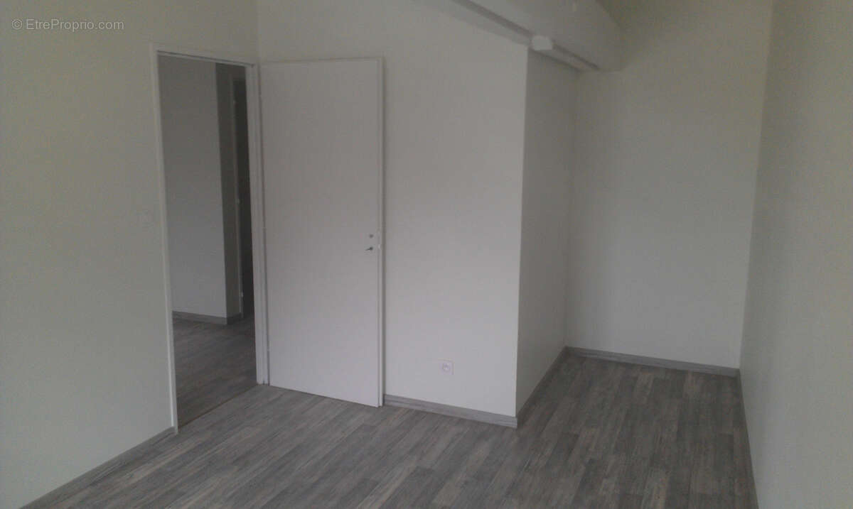 Appartement à SAINT-JEAN-D&#039;ARDIERES