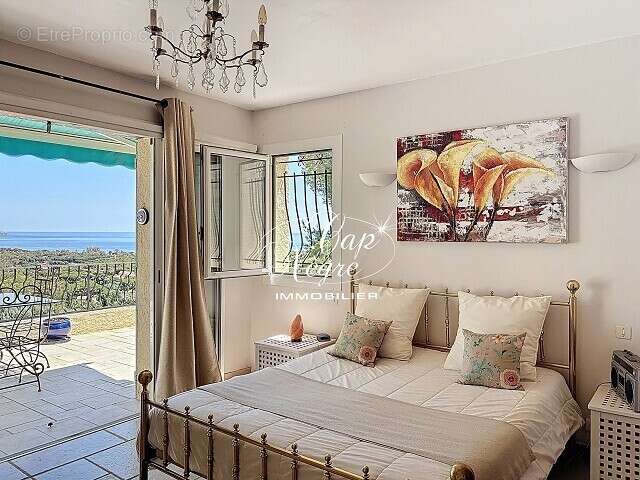 Maison à CAVALAIRE-SUR-MER